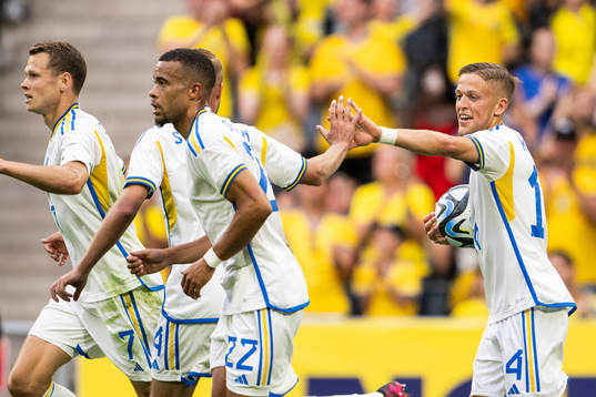 Jesper Karlsson of Sweden celebrates
