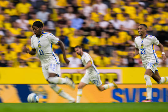 Anthony Elanga of Sweden
