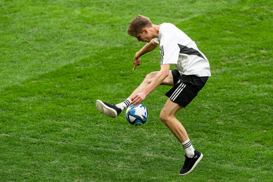 Football freestyle