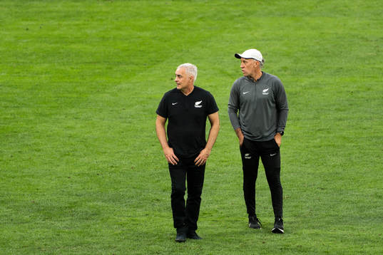 Head coach Darren Bazeley of New Zealand