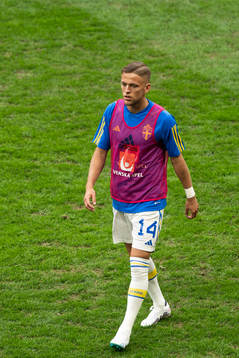 Jesper Karlsson of Sweden