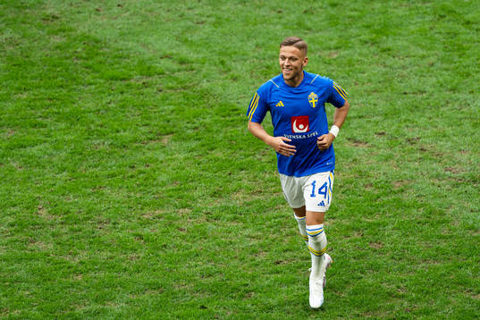 Jesper Karlsson of Sweden