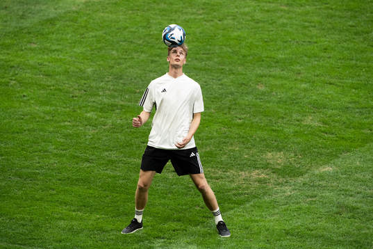 Football freestyle