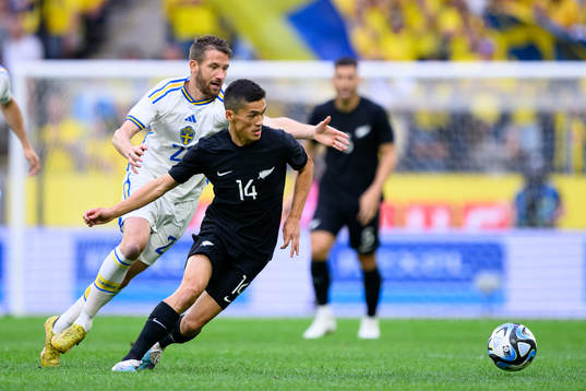 Marcus Rohdén of Sweden and Elijah Just of New Zealand