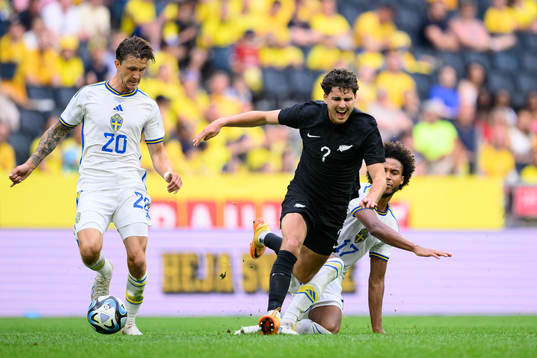 Kristoffer Olsson and Jens Cajuste of Sweden against Matt