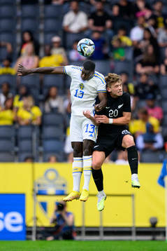 Ken Sema of Sweden and Callum Mccowatt of New Zealand