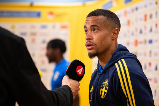 Robin Quaison of Sweden