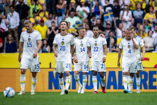 Robin Quaison of Sweden celebrate with teammates
