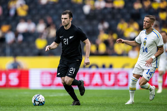 Tim Payne of New Zealand and Jesper Karlsson of Sweden