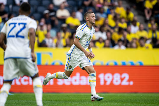 Jesper Karlsson of Sweden