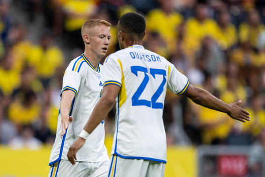 Hugo Larsson of Sweden and Robin Quaison of Sweden