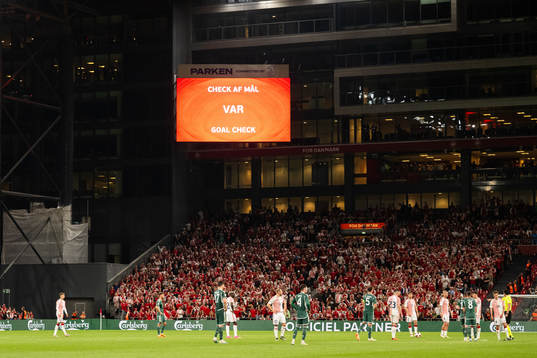 The 1-1 goal is disallowed due to a VAR-review