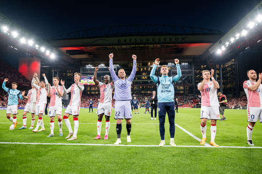 Goalkeeper Kasper Schmeichel and players of Denmark