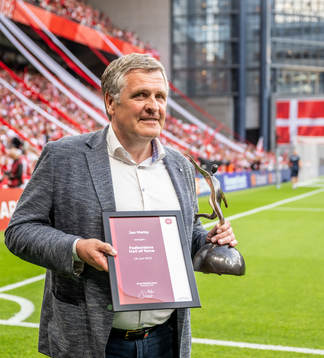 Jan Mølby inducted to the Danish Football Hall of fame