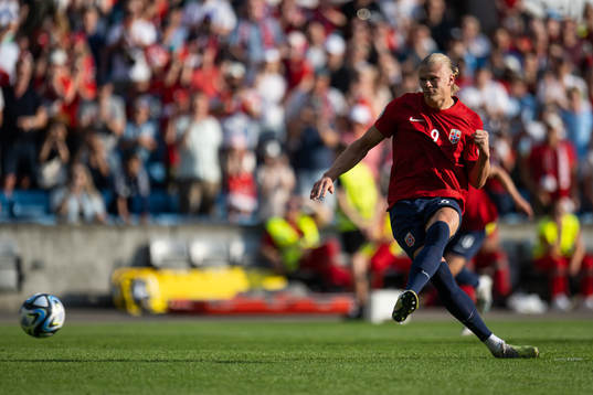 Erling Braut Haaland of Norway scores 1-0