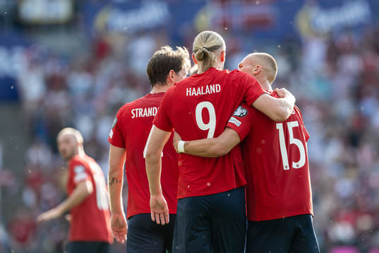 Erling Braut Haaland and Leo Skiri Østigård of Norway