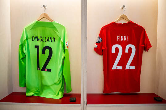 The kits of goalkeeper Mathias Dyngeland and Bård Finne of