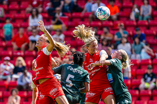 Ingrid Østervold Stenevik and Maria Dybwad Brochmann of