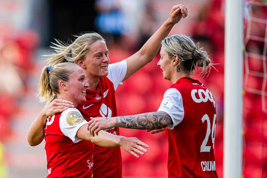 Larissa Rose Crummer of Brann celebrates