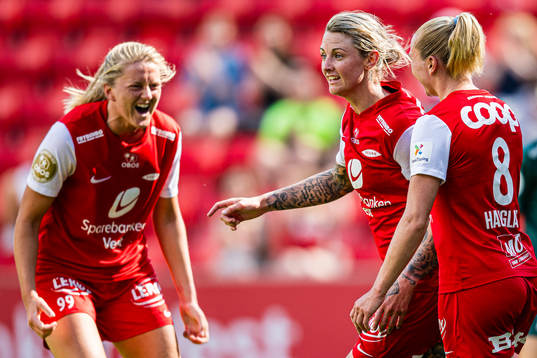 Larissa Rose Crummer of Brann celebrates