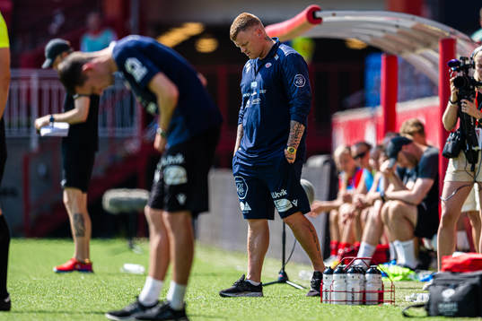 John Arne Riise, head coach of Avaldsnes