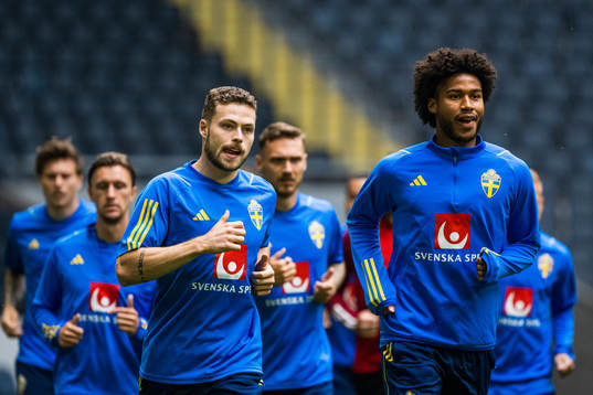 Jens Cajuste and Gabriel Gudmundsson of the Swedish