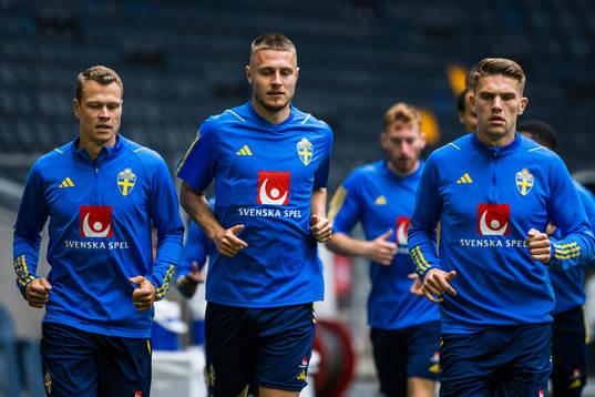 Viktor Claesson, Mattias Svanberg and Viktor Gyökeres of