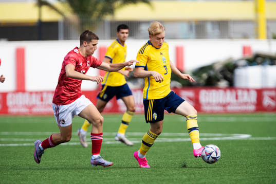 Daniel Svensson of Sweden