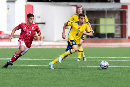 Dylan Borge of Gibraltar and Yasin Ayari of Sweden
