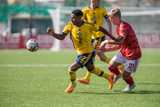 Joe Mendes of Sweden
