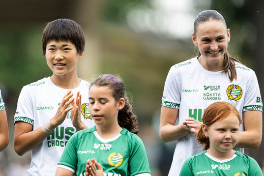 Hammarbys Maika Hamano och Vilde Hasund