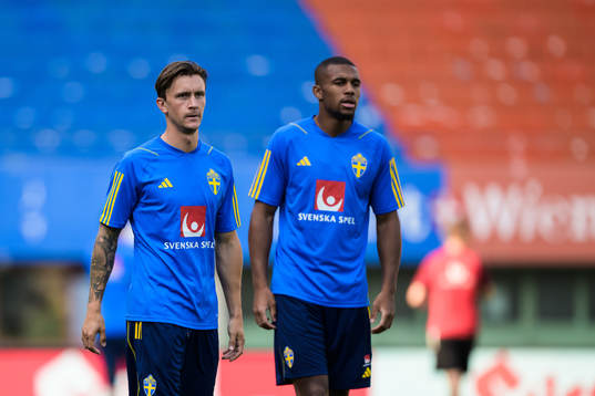 Kristoffer Olsson and Isak Hien of the Swedish national