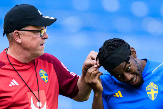 Bläddra bland fler bilder av Football, UEFA Euro Qualifier, Sweden, training
