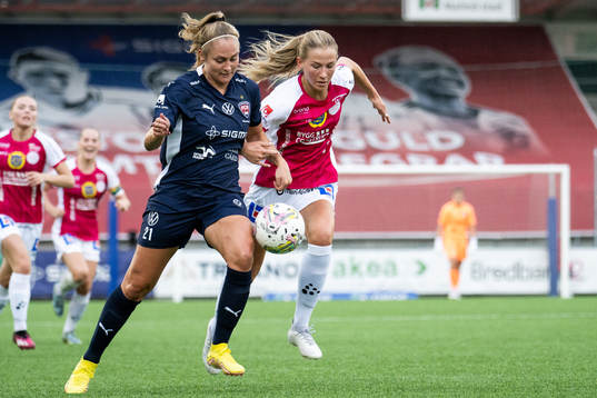 FC Rosengårds Karin Lundin och IK Uppsalas Hannah Eriksson