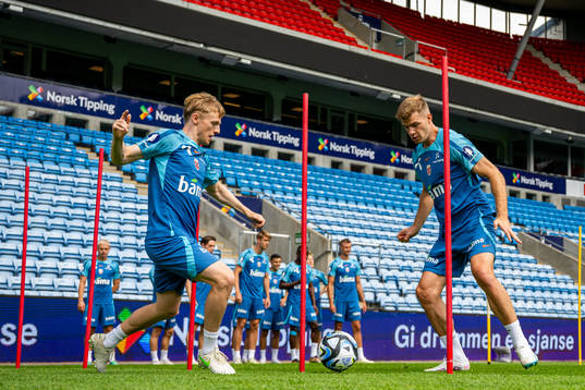 Mats Møller Dæhli and Alexander Sørloth of the Norwegian