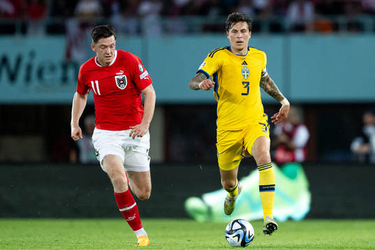 Michael Gregoritsch of Austria and Victor Nilsson Lindelöf