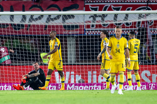 goalkeeper Robin Olsen, Isak Hien, Victor Nilsson Lindelöf