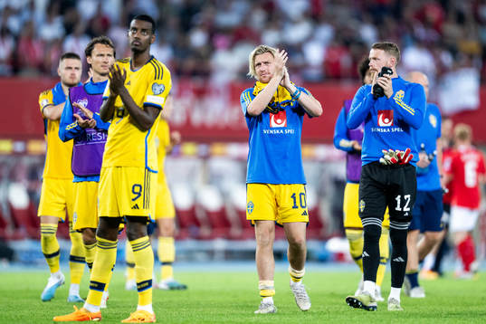 Martin Olsson, Alexander Isak, Emil Forsberg and goalkeeper