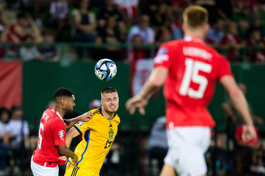 Phillipp Mwene of Austria and Mattias Svanberg of Sweden