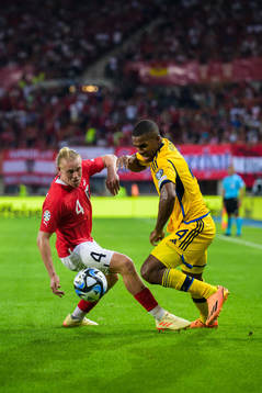 Xaver Schlager of Austria and Isak Hien of Sweden