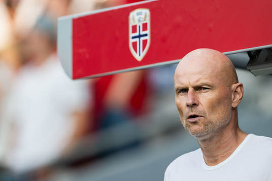 Head coach Ståle Solbakken of Norway