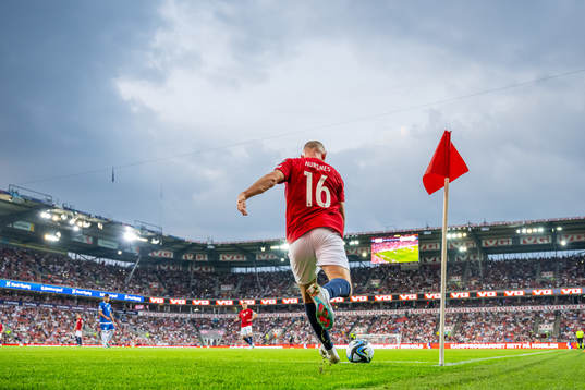Fredrik Aursnes of Norway takes a corner kick