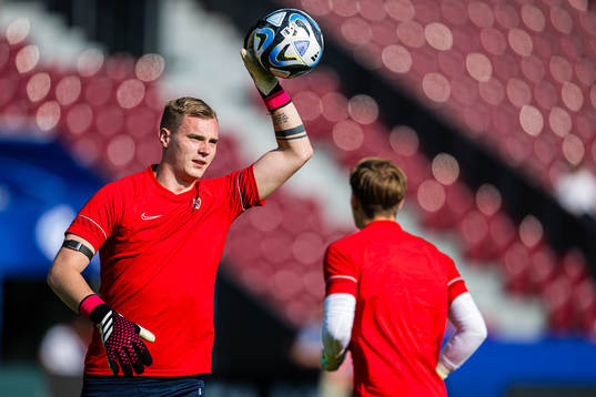 Kristoffer Klaesson of Norway warms up