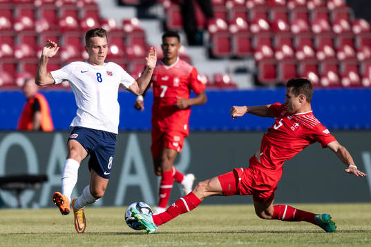 Johan Hove of Norway and Marco Burch of Switzerland