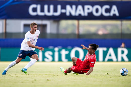Sebastian Söraas Sebulonsen of Norway and Ardon Jashari of