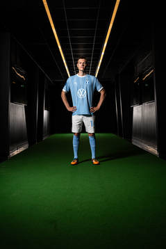 Malmö FF presenterar Sebastian Jörgensen som ny spelare
