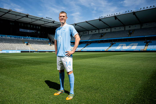 Malmö FF presenterar Sebastian Jörgensen som ny spelare