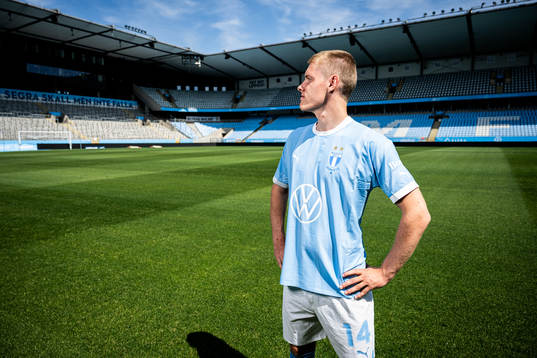 Malmö FF presenterar Sebastian Jörgensen som ny spelare
