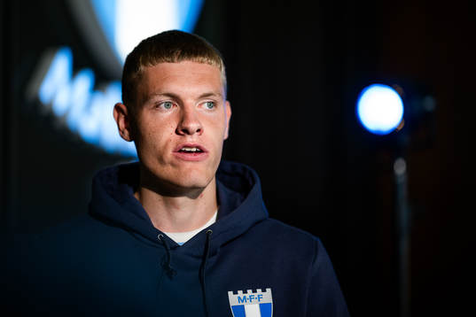 Malmö FF presenterar Sebastian Jörgensen som ny spelare