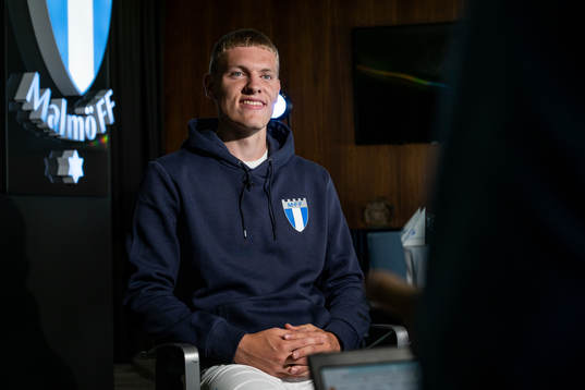 Malmö FF presenterar Sebastian Jörgensen som ny spelare